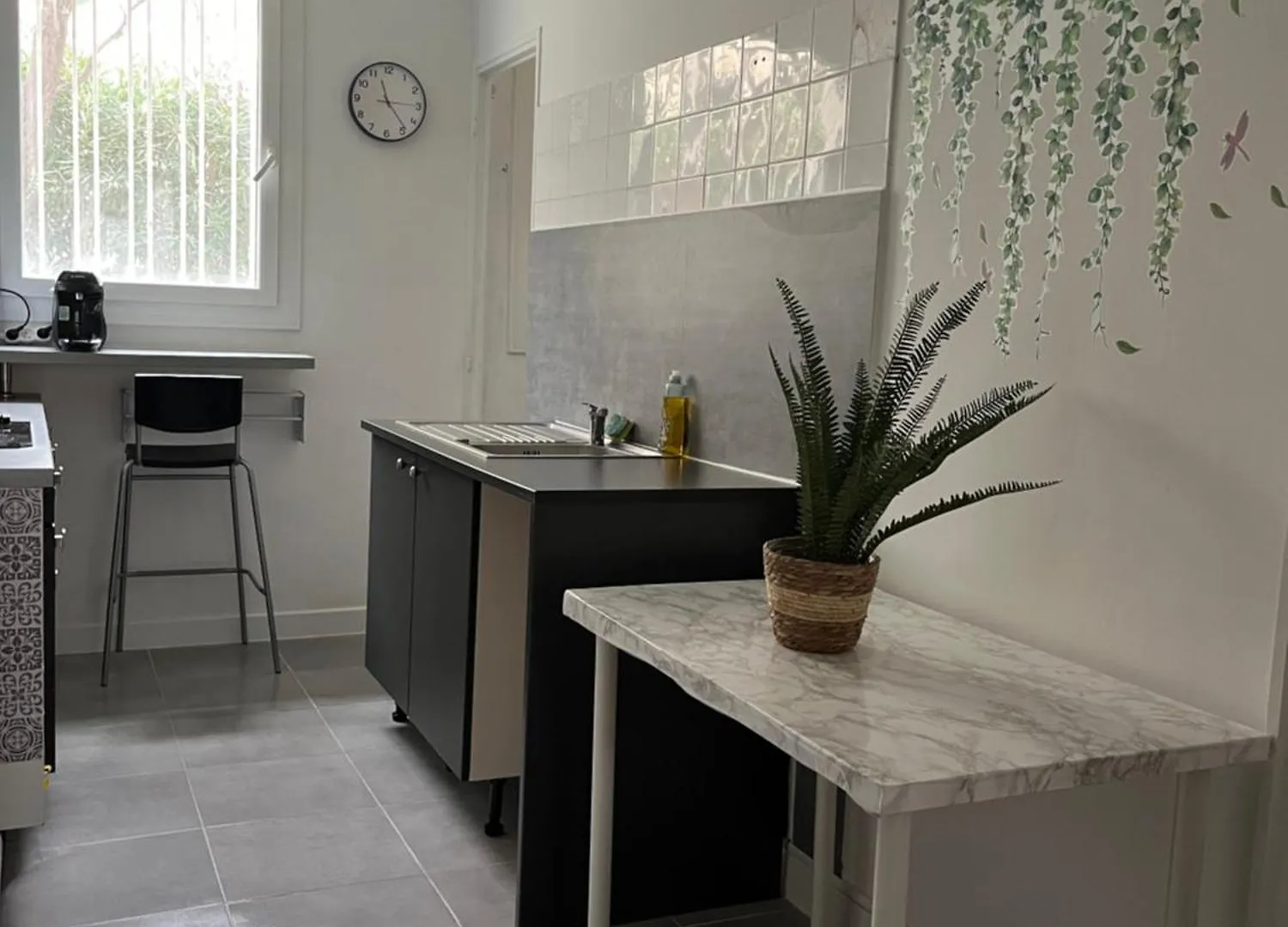 3 - 5Pers - Proche Toutes Commodites - Quartier Recherche - Court Et Long Sejour - Cosy - Lumineux - Fonctionnel Toulon 0*,  France